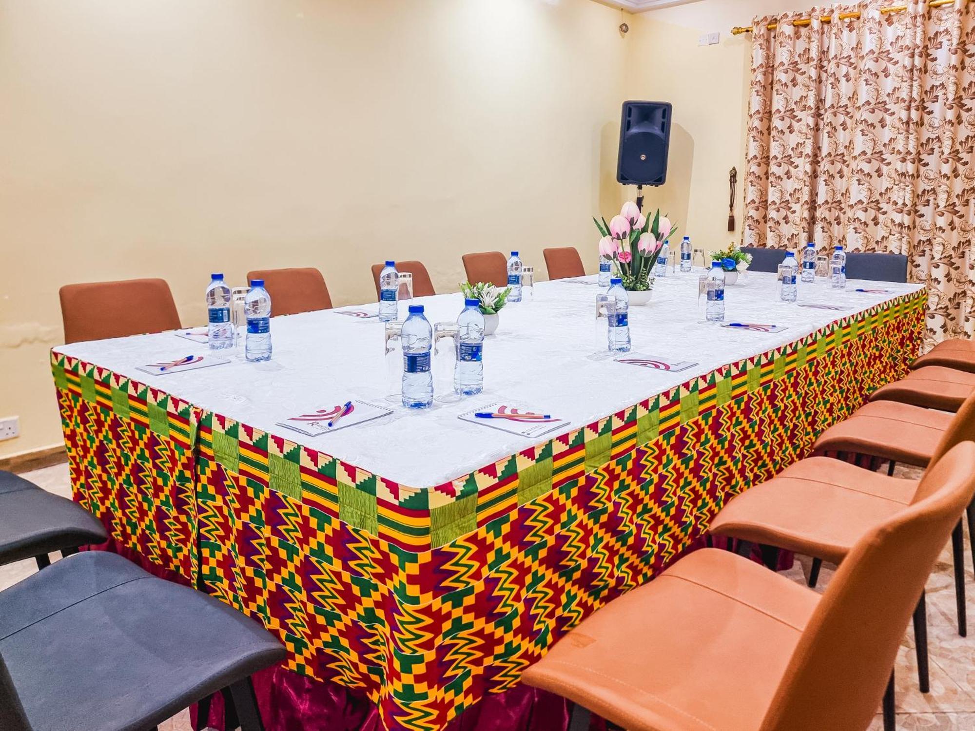 Rhogem Hotel Sekondi-Takoradi Екстер'єр фото