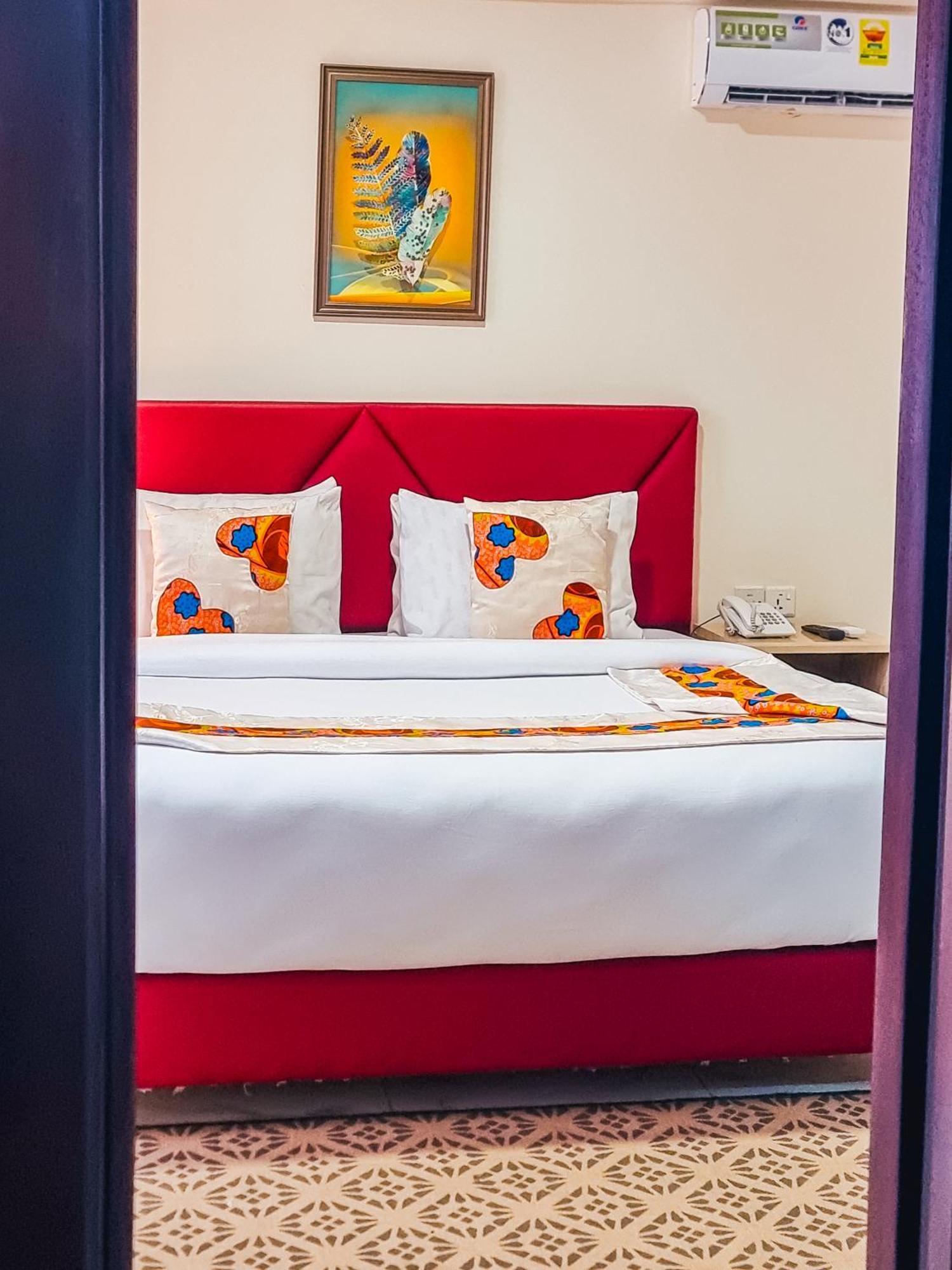 Rhogem Hotel Sekondi-Takoradi Екстер'єр фото